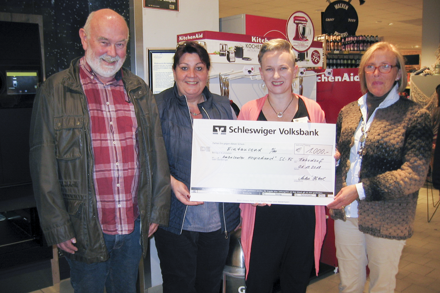 E Hetzel Spenden Übergabe_6