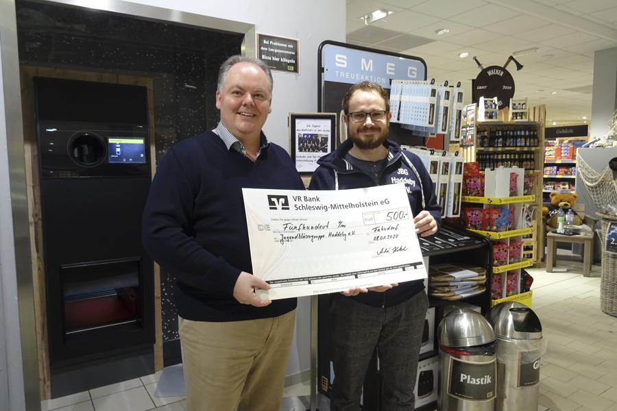 E Hetzel Spenden Übergabe_8