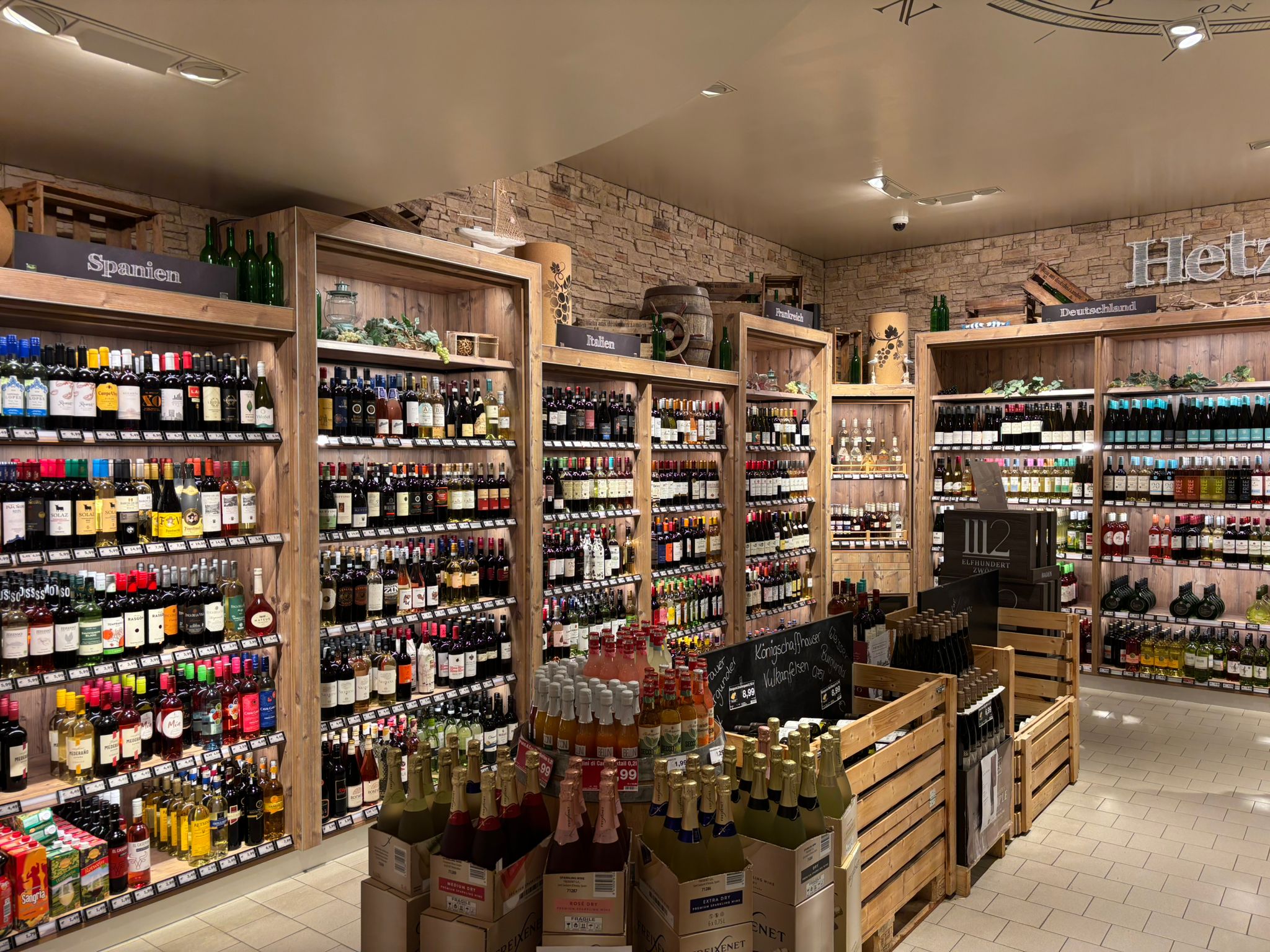 E Hetzel Moodbild Weinkeller_22